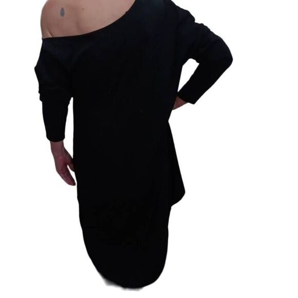 Flamingo brand, off the shoulder, long tunic.Size: Medium (fits likelarge) NWT - Picture 8 of 8